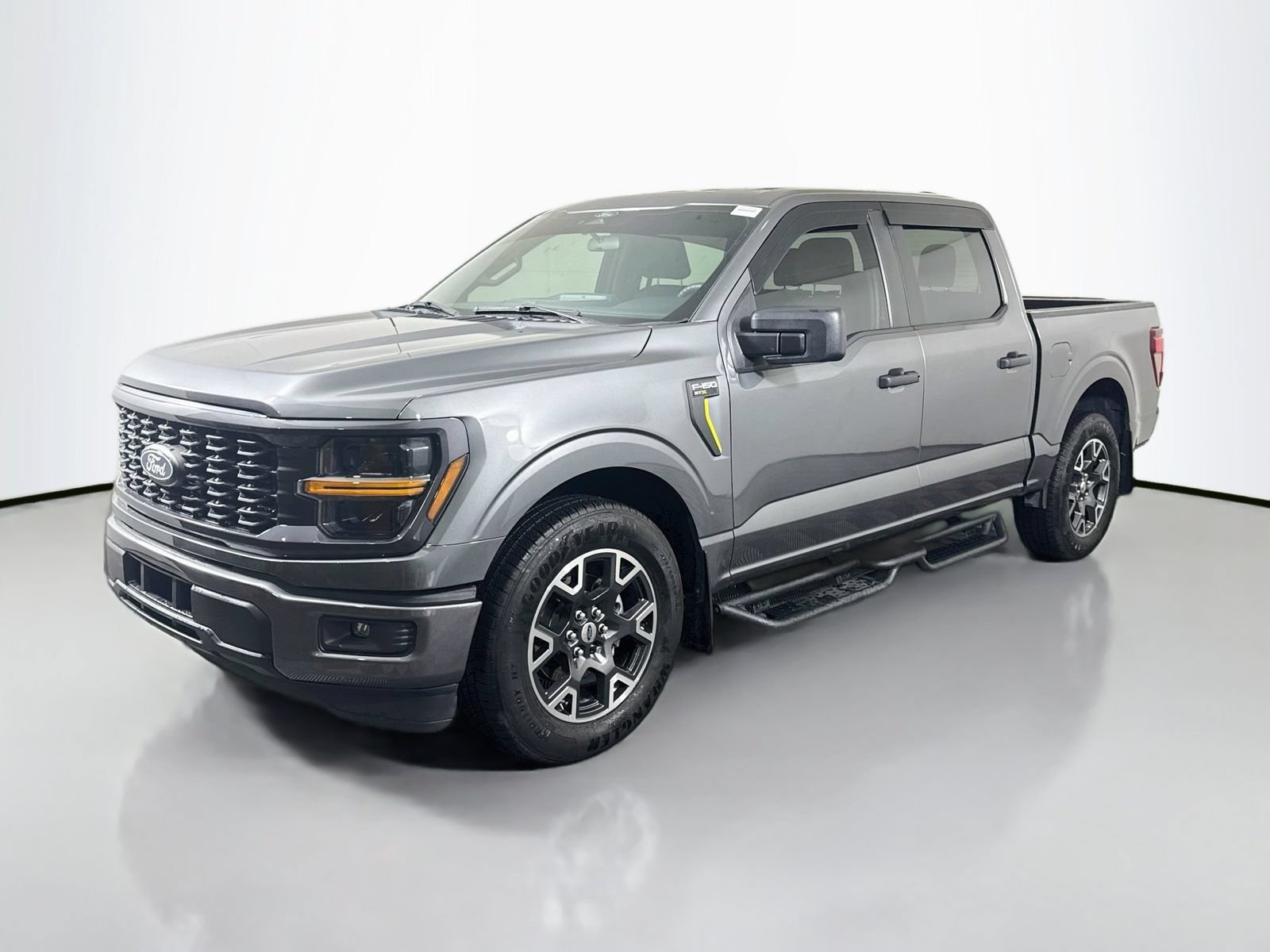Used 2024 Ford F150 STX w/ Mobile Office Package RWD image 3
