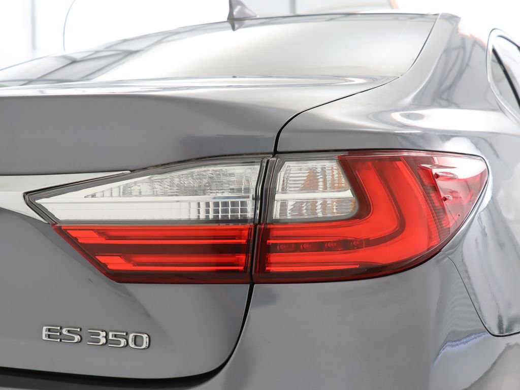 Used 2017 Lexus ES 350 w/ Navigation System Package FWD image 11