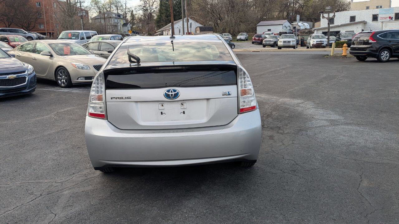 Used 2011 Toyota Prius Two image 14