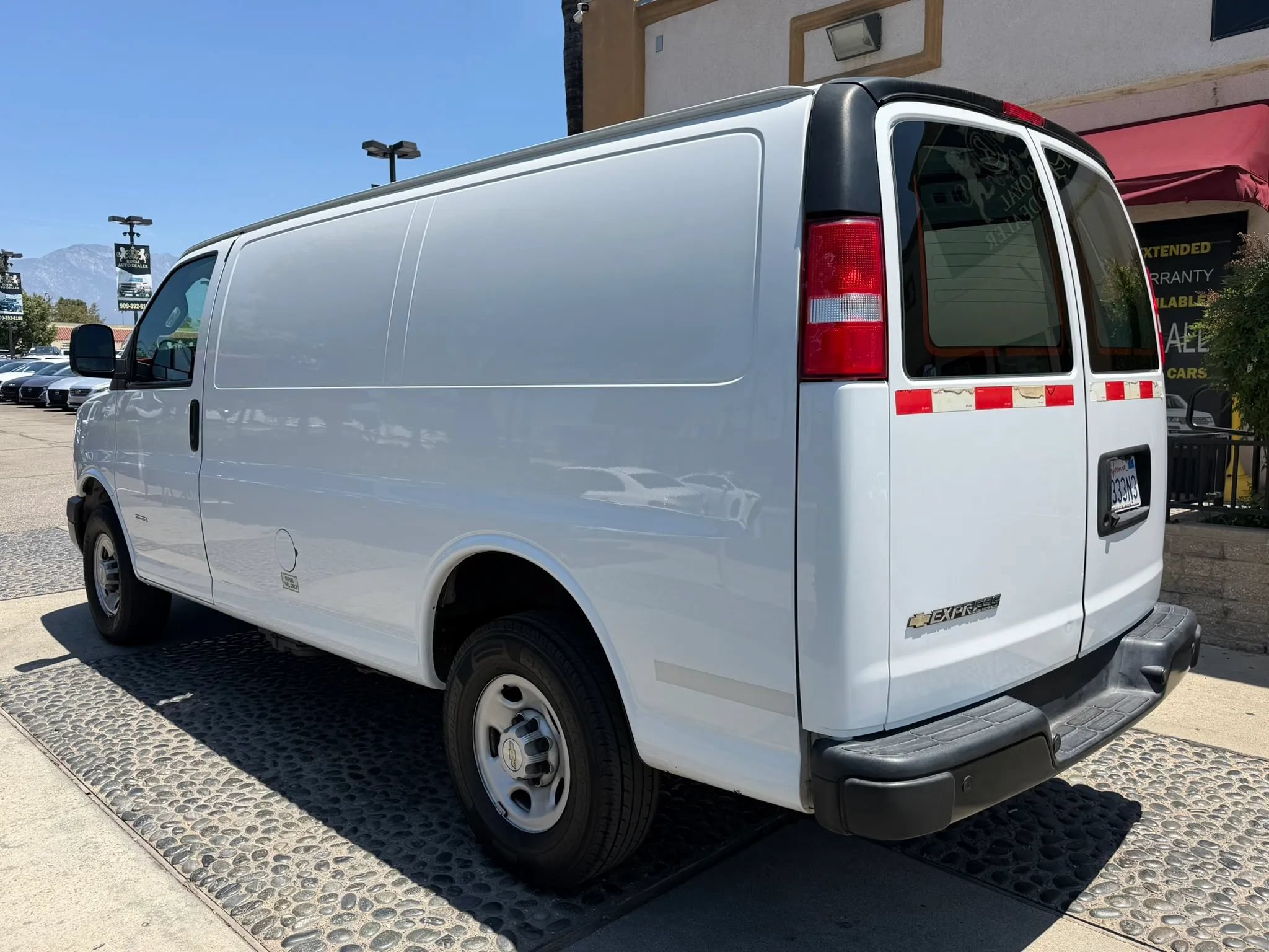 Used 2022 Chevrolet Express 2500 w/ Driver Convenience Package RWD image 7