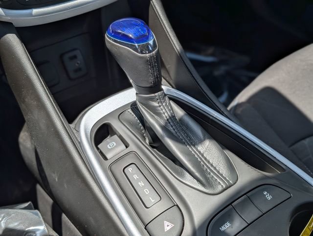 Used 2017 Chevrolet Volt LT w/ Comfort Package FWD image 16
