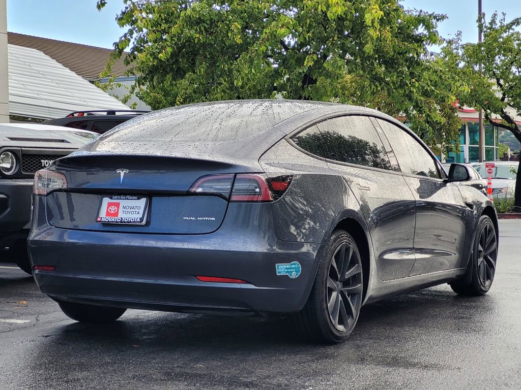 Used 2022 Tesla Model 3 Long Range AWD/4WD image 5