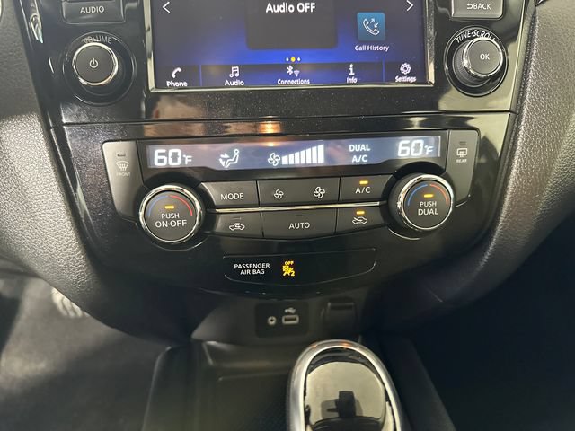 Used 2019 Nissan Rogue Sport SV w/ All-Weather Package FWD image 21