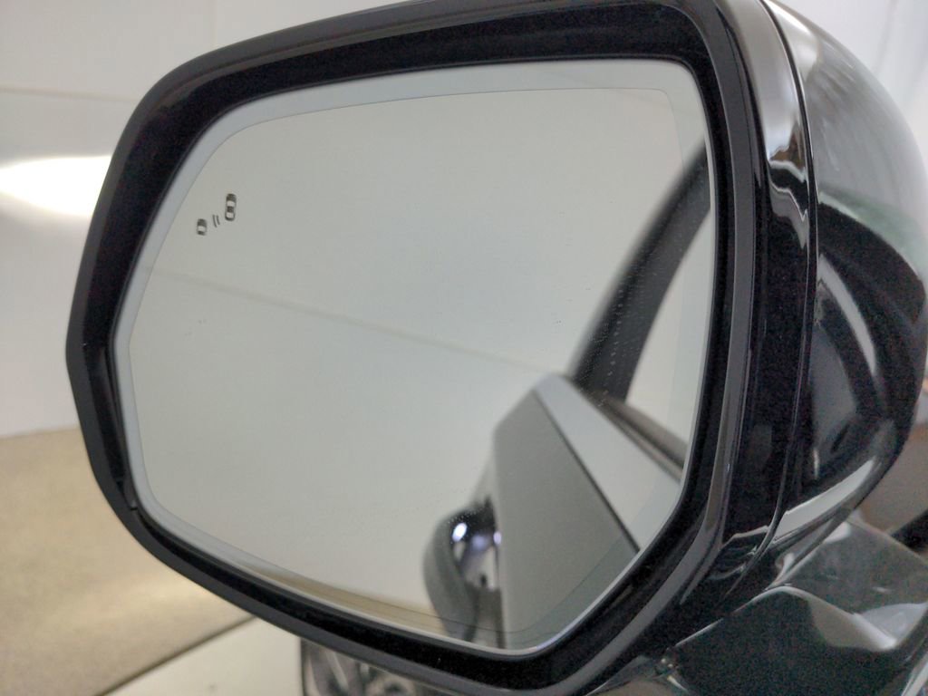 Used 2023 Lincoln Aviator Reserve w/ Equipment Group 201A image 20