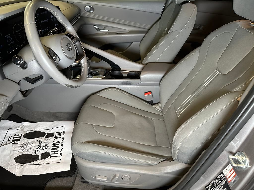 Used 2021 Hyundai Elantra SEL w/ Convenience + Premium Package image 20