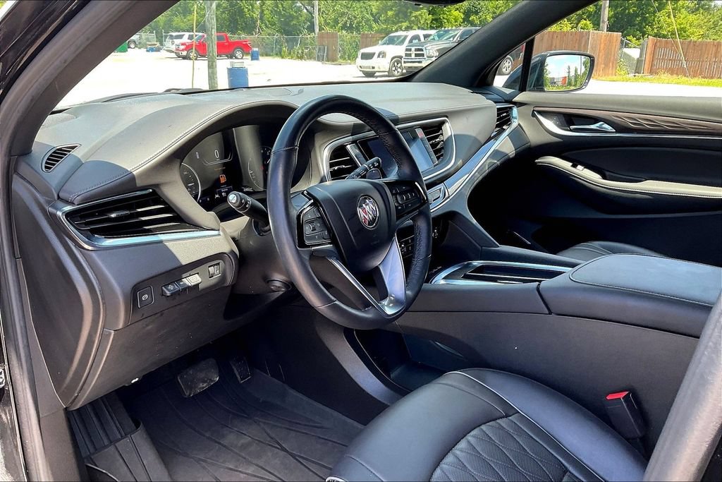 Used 2023 Buick Enclave Avenir w/ Trailering Package, 5000 lbs. AWD/4WD image 8