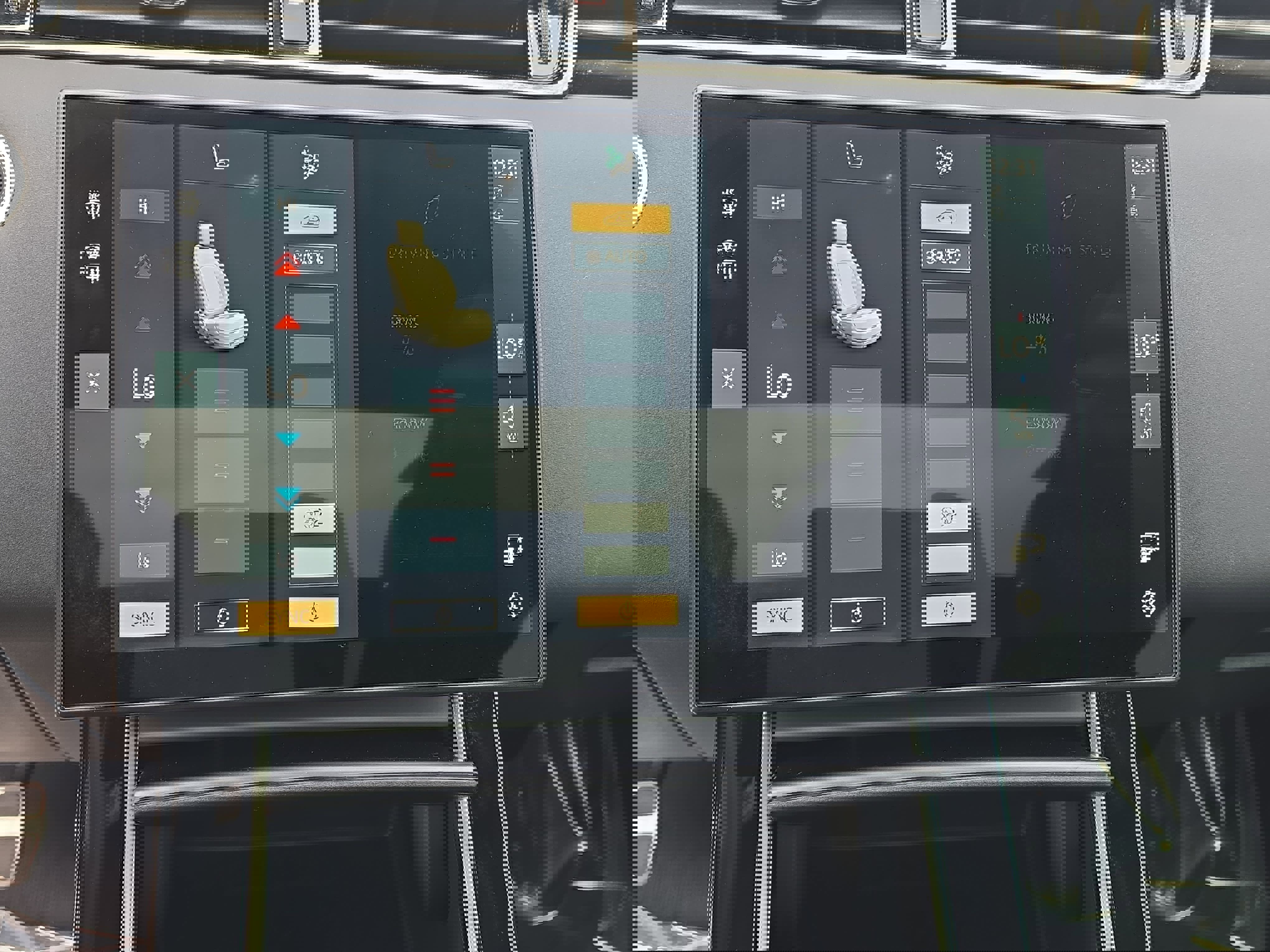 Certified 2025 Land Rover Range Rover Evoque Dynamic SE image 21