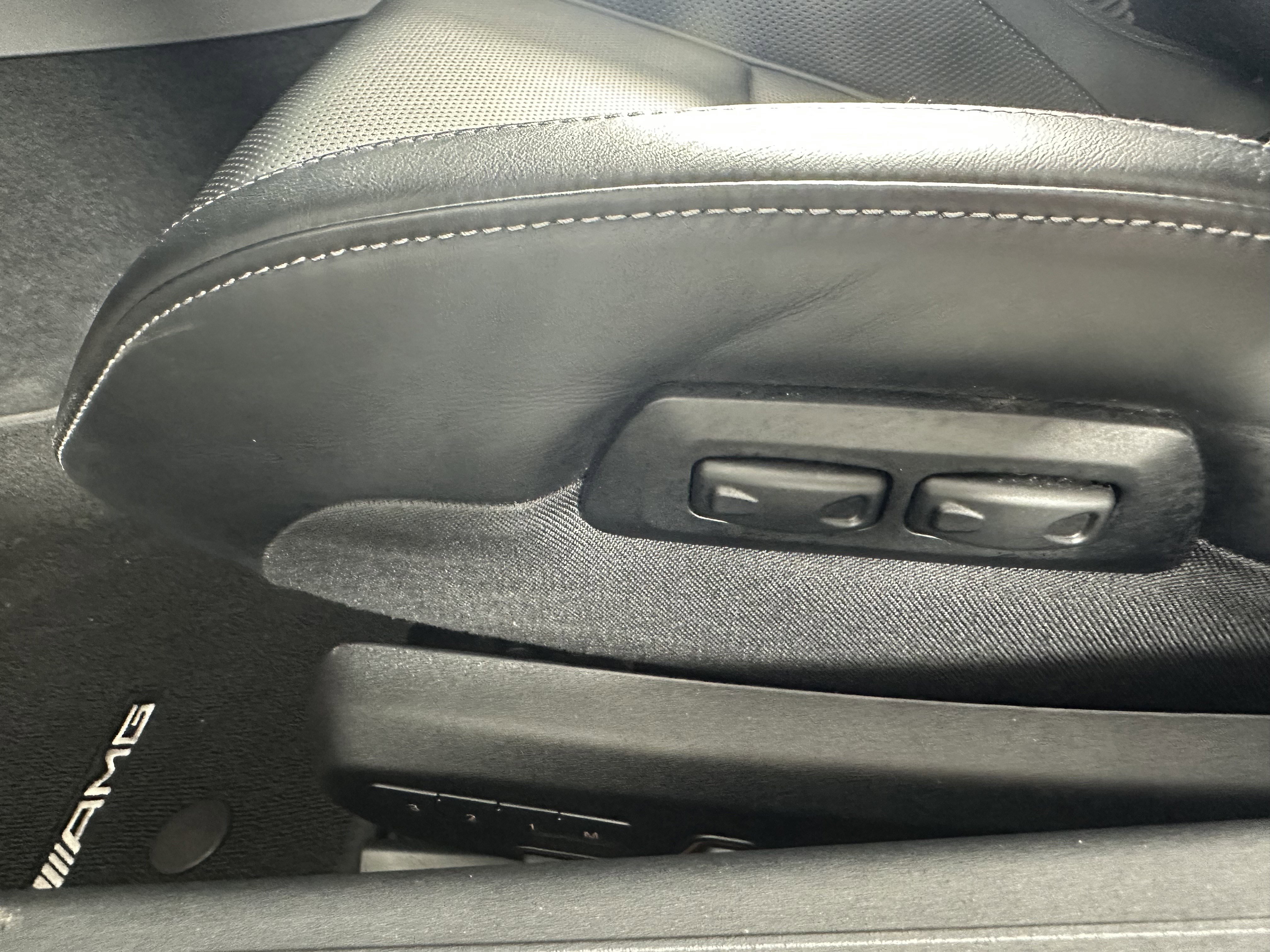 Used 2019 Mercedes-Benz AMG GT Roadster image 21