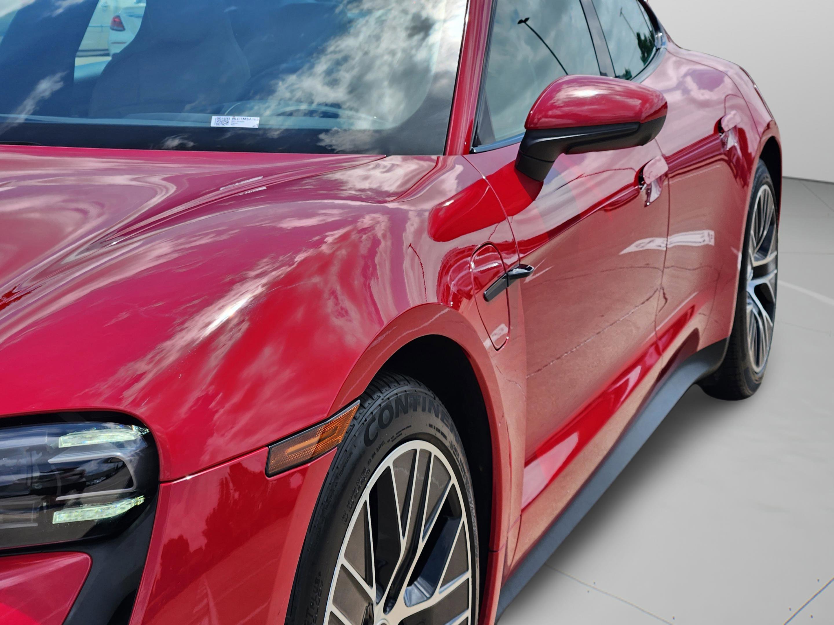 Used 2021 Porsche Taycan RWD image 37