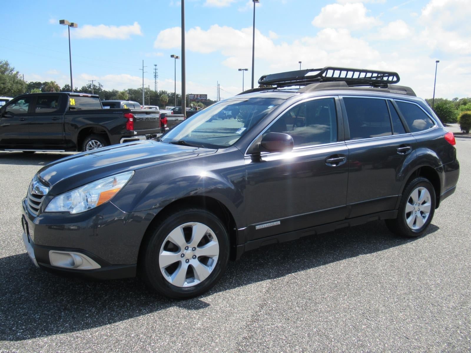 Used 2011 Subaru Outback 2.5i Limited AWD/4WD image 4