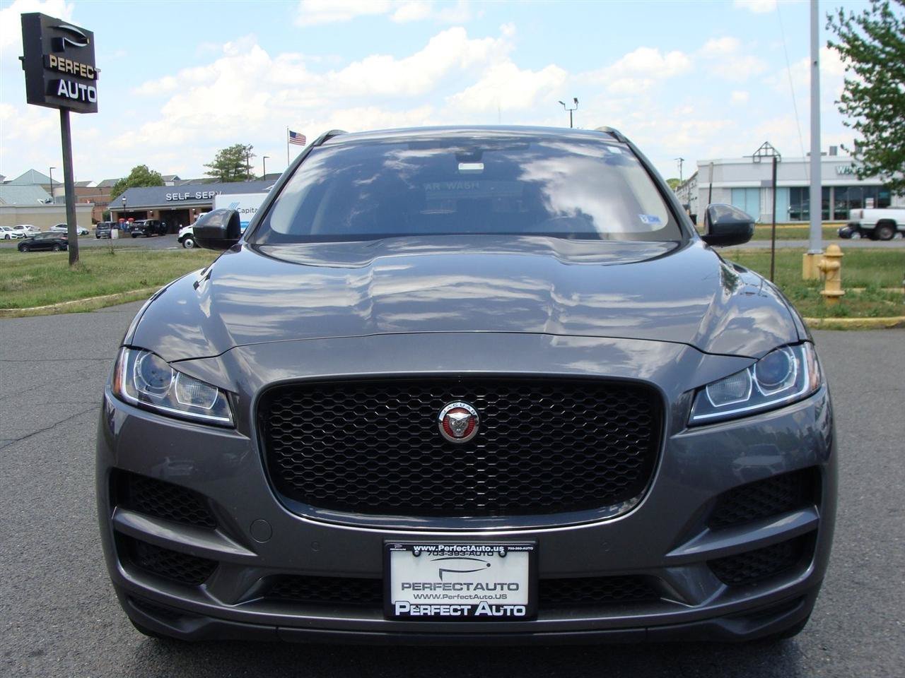 Used 2019 Jaguar F-PACE Premium AWD/4WD image 2
