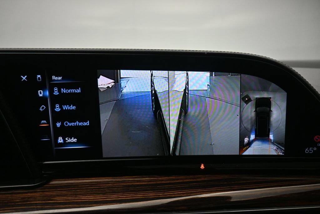Used 2024 Cadillac Escalade ESV Premium Luxury w/ LPO, Floor Liner Package AWD/4WD image 29