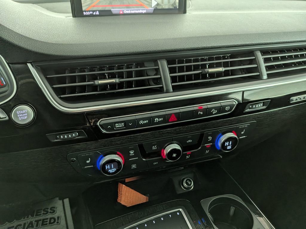 Used 2019 Audi Q7 3.0T Premium Plus w/ Premium Plus Package image 29