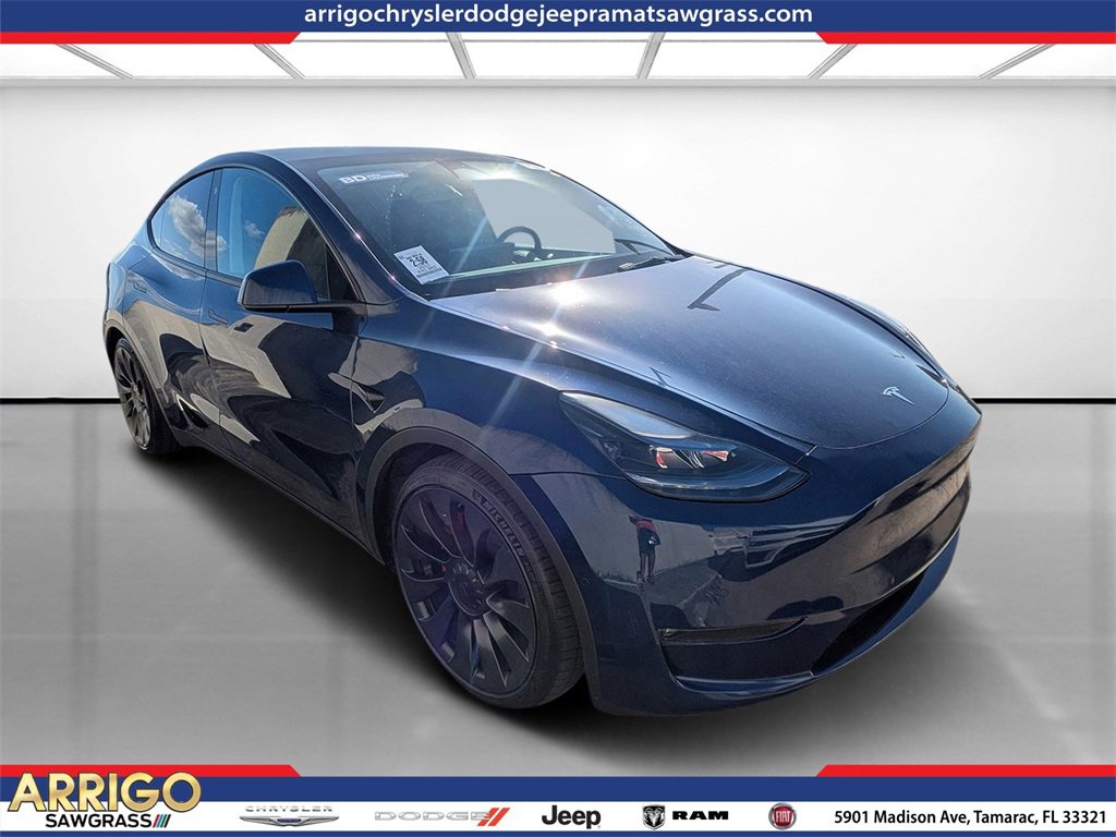 Used 2022 Tesla Model Y Performance image 1