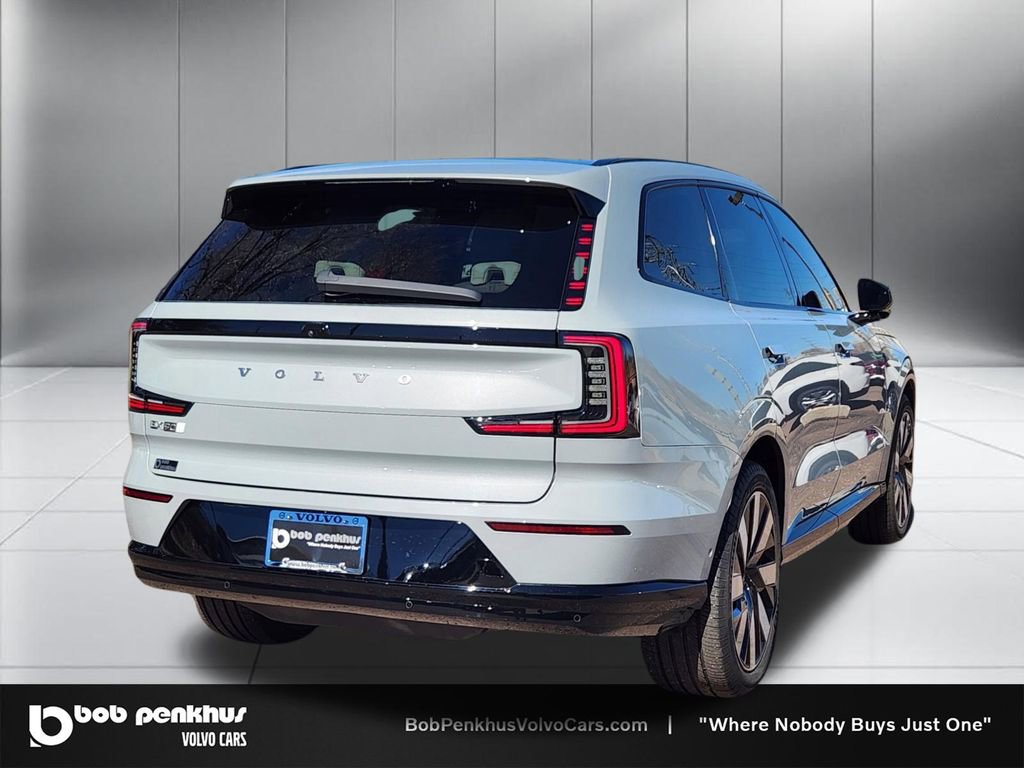 Used 2025 Volvo EX90 Ultra AWD/4WD image 25