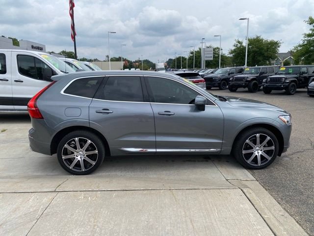 Used 2021 Volvo XC60 T5 Inscription w/ Climate Package AWD/4WD image 2