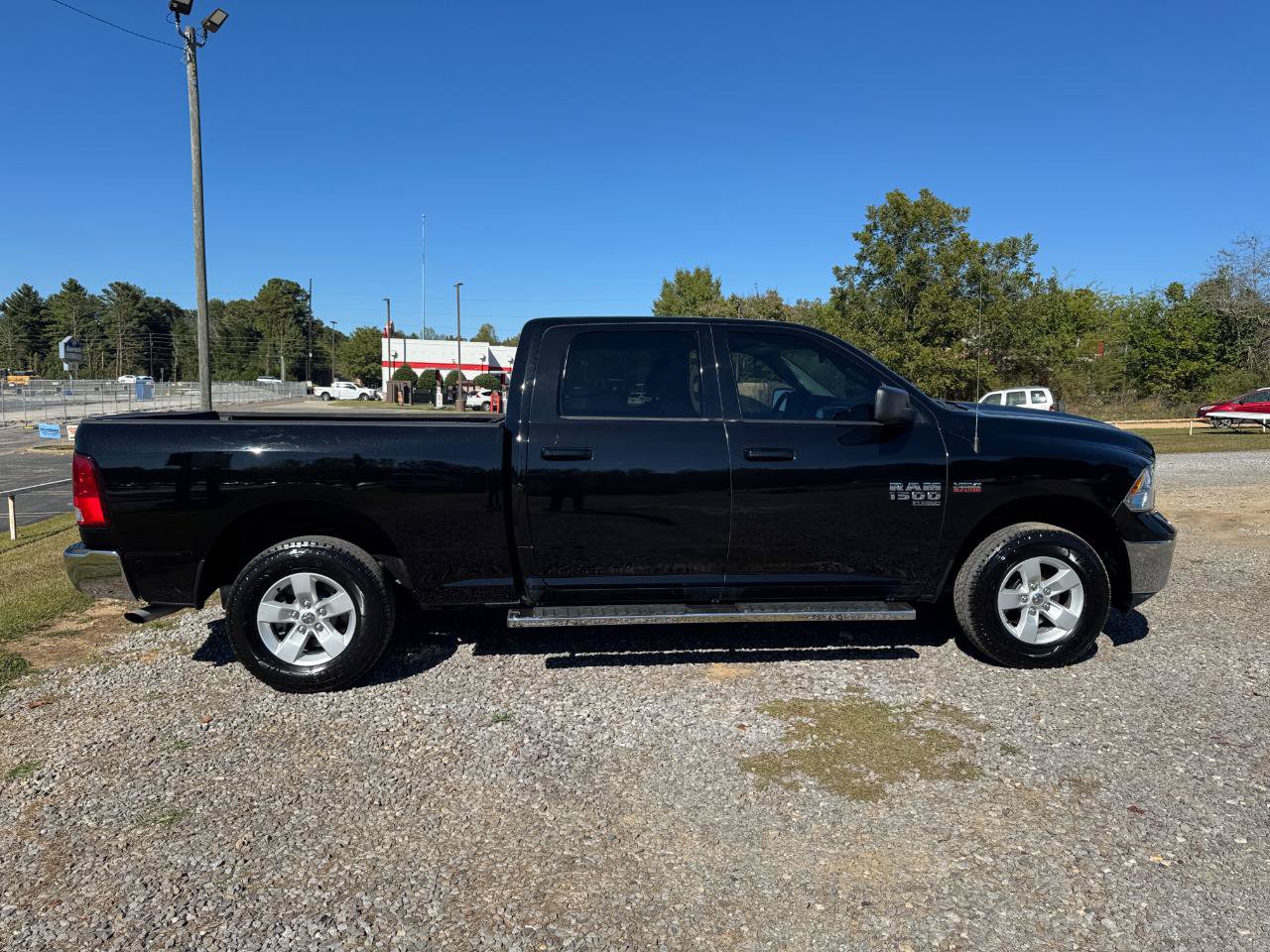 Used 2021 RAM 1500 Classic SLT RWD image 2