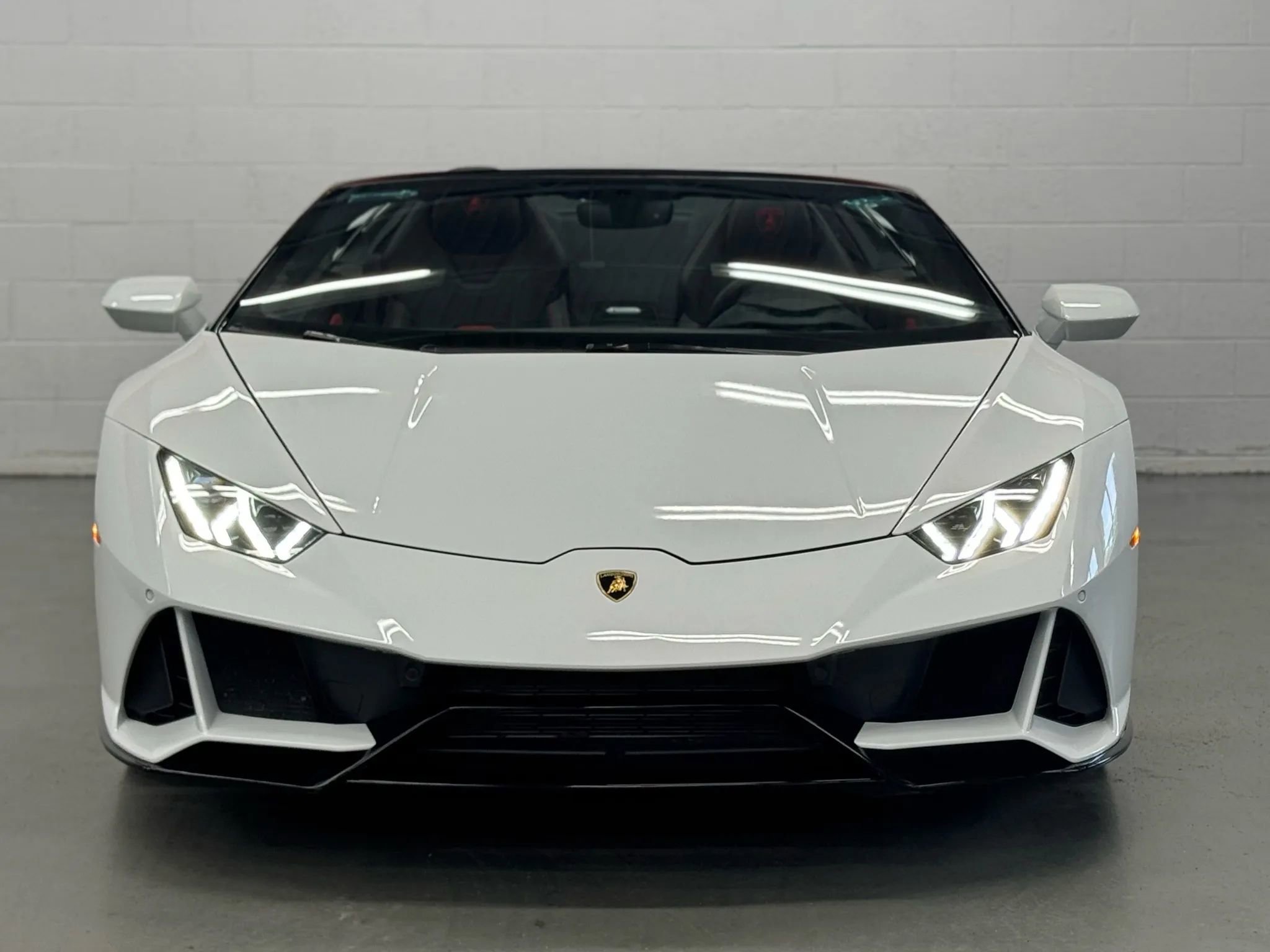 Used 2020 Lamborghini Huracan EVO image 33