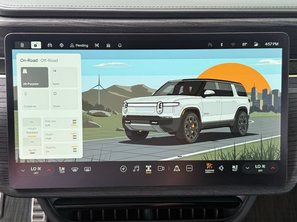 Used 2023 Rivian R1S Adventure AWD/4WD image 20