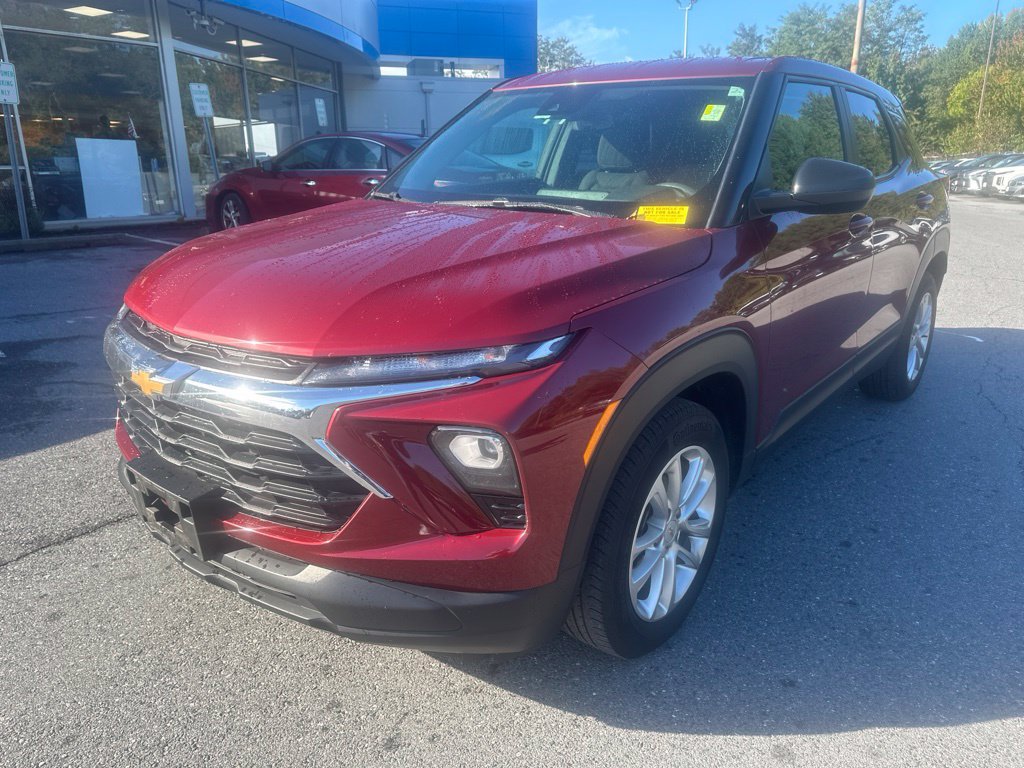 Used 2024 Chevrolet TrailBlazer LS w/ LS Convenience Package