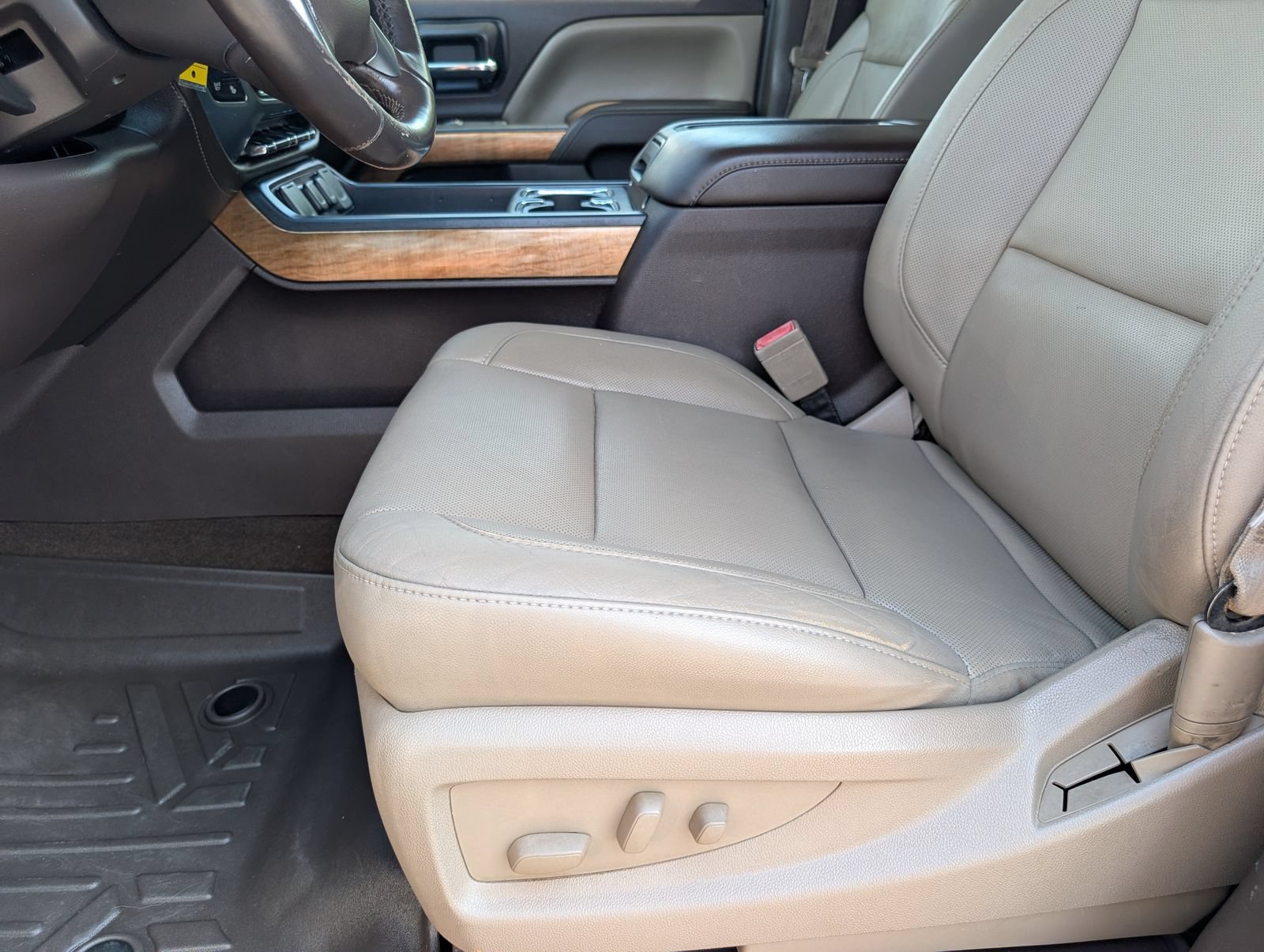 Used 2014 Chevrolet Silverado 1500 LTZ w/ LTZ Plus Package RWD image 15