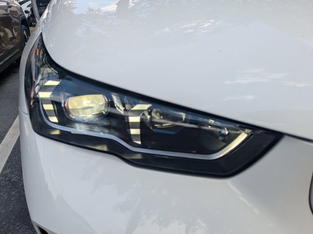 Used 2024 BMW 530i w/ Premium Package image 20