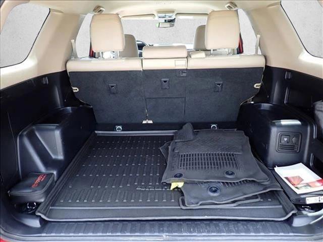 Used 2022 Toyota 4Runner SR5 Premium image 9