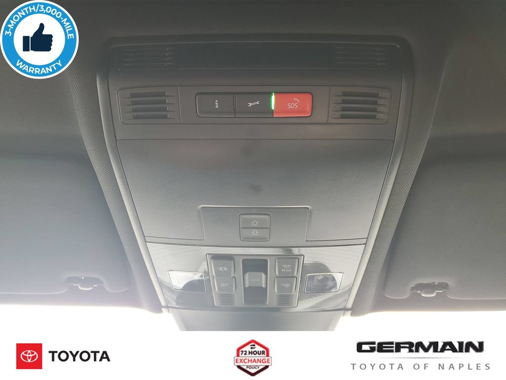Used 2022 Volkswagen Tiguan SEL R-Line AWD/4WD image 33