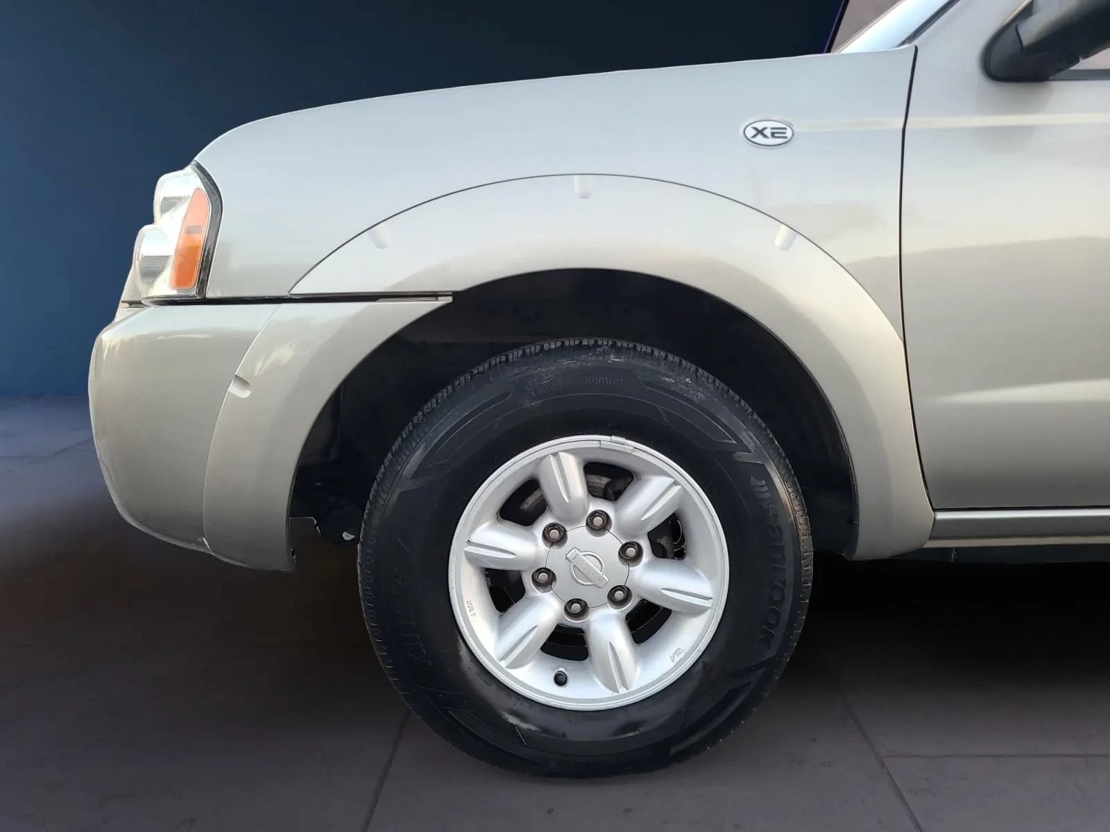 Used 2001 Nissan Frontier XE RWD image 9