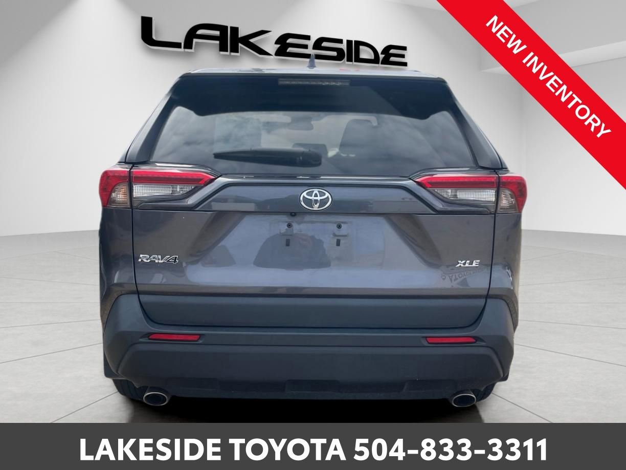 Used 2024 Toyota RAV4 XLE image 5
