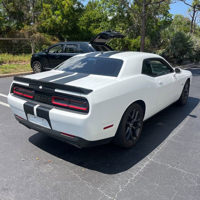 Used 2022 Dodge Challenger R/T w/ Blacktop Package RWD image 5
