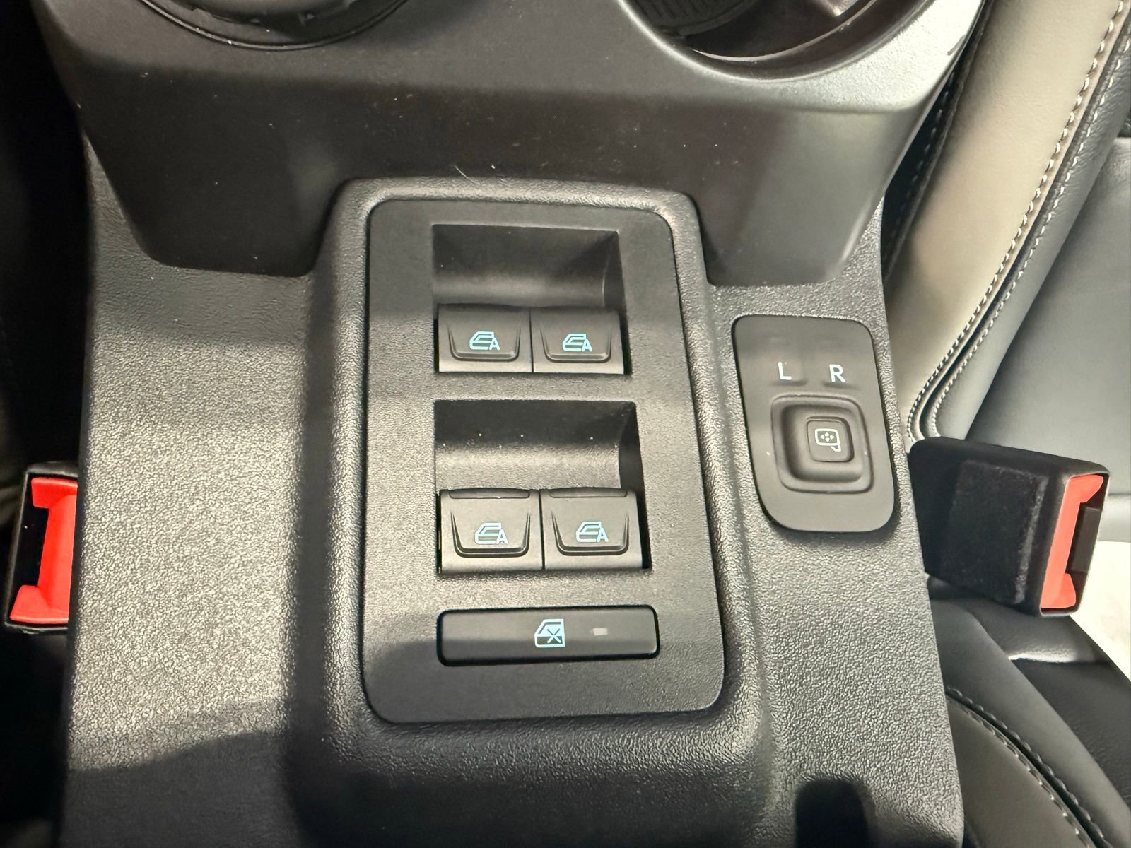 New 2025 Ford Bronco Outer Banks image 16