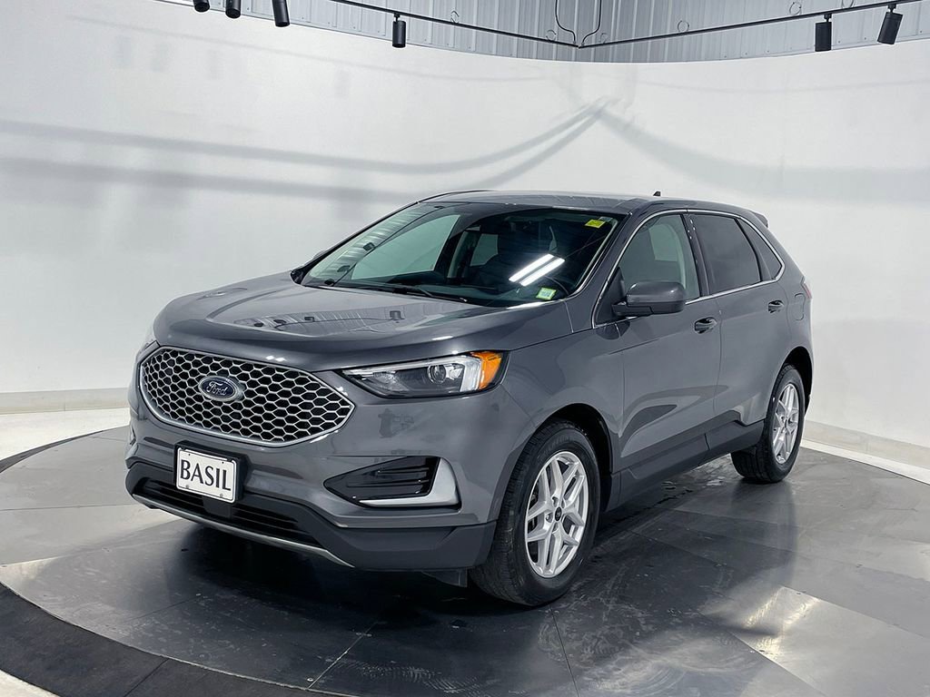 Used 2024 Ford Edge SEL image 8
