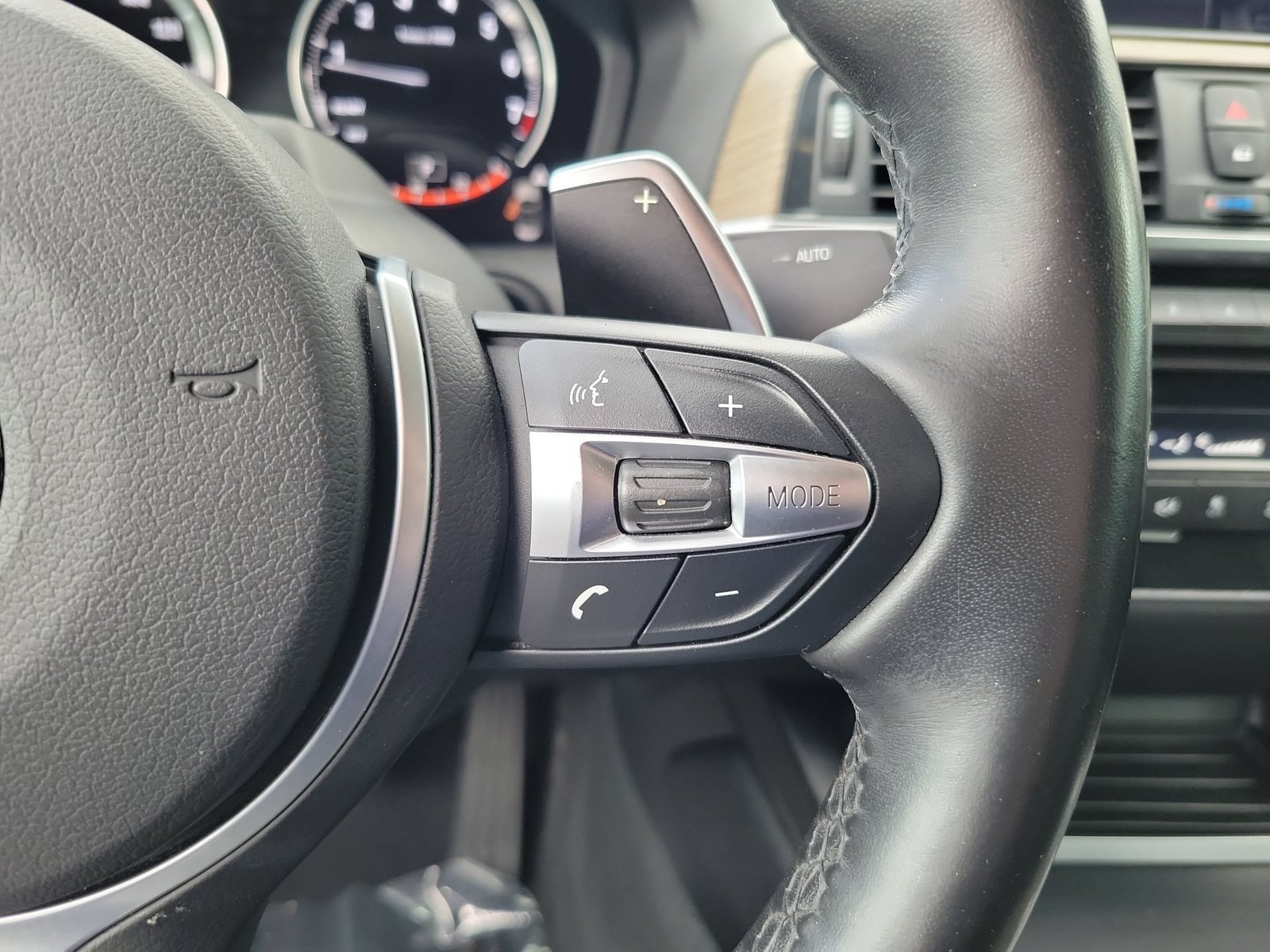 Used 2018 BMW M240i Convertible RWD image 22