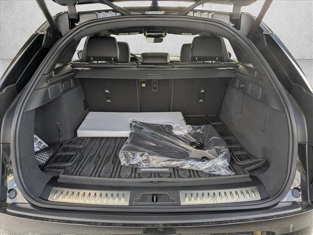 Used 2026 Land Rover Range Rover Velar Dynamic SE image 6