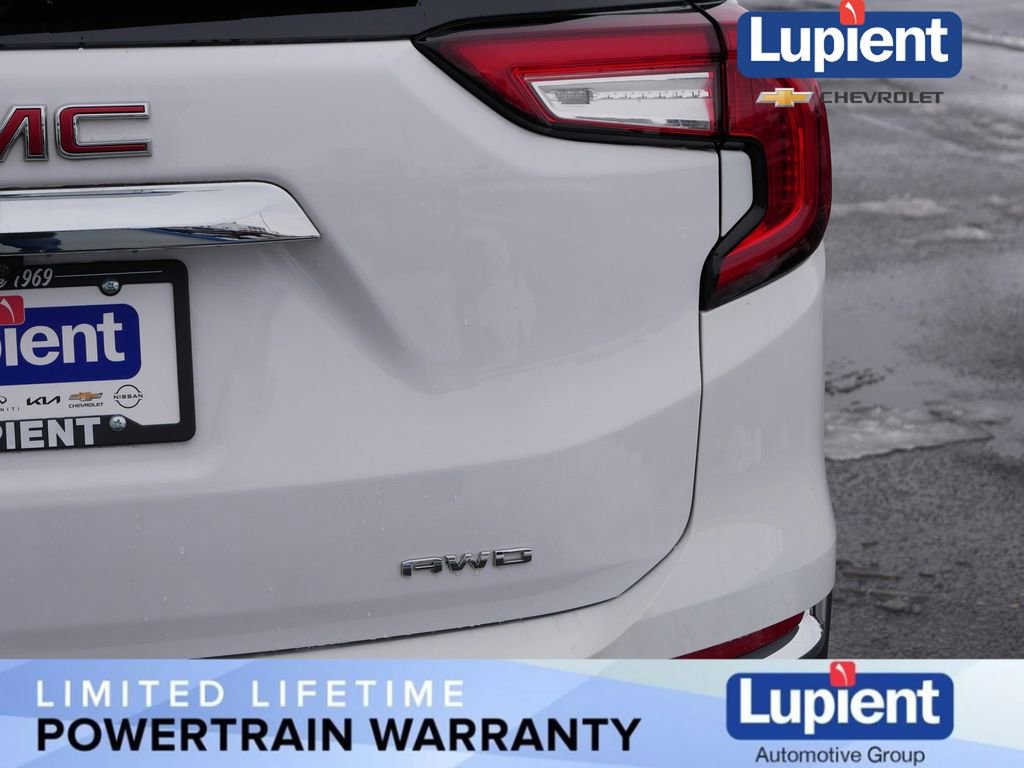 Used 2024 GMC Terrain SLT w/ Infotainment Package II image 7