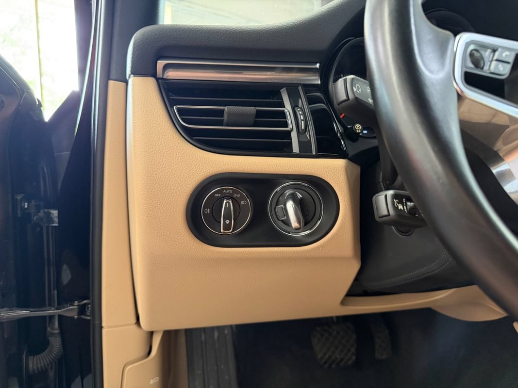 Used 2019 Porsche Macan S AWD/4WD image 19