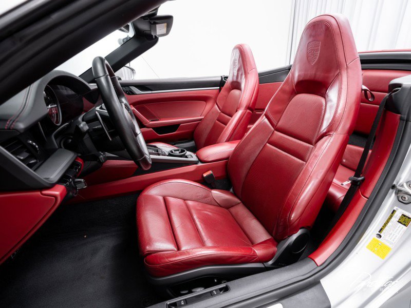 Used 2020 Porsche 911 Carrera 4S image 25