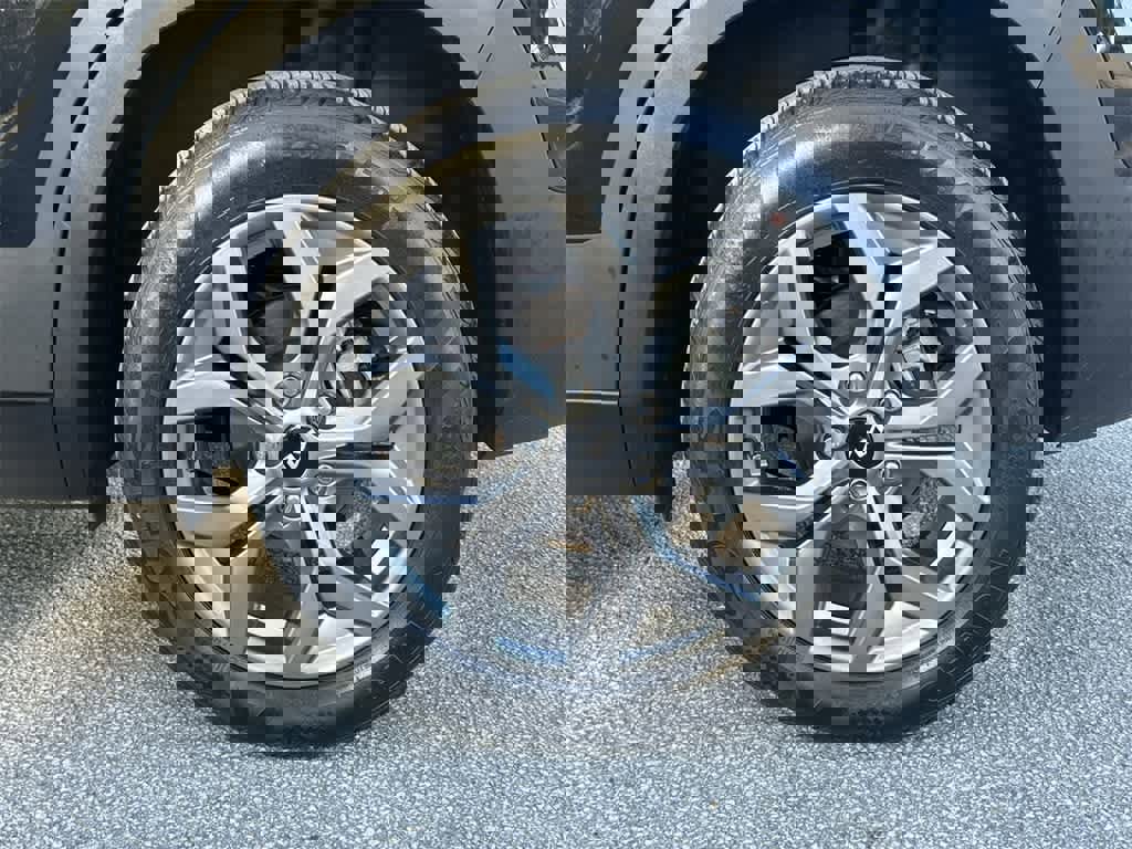 Certified 2024 Kia Seltos S image 11