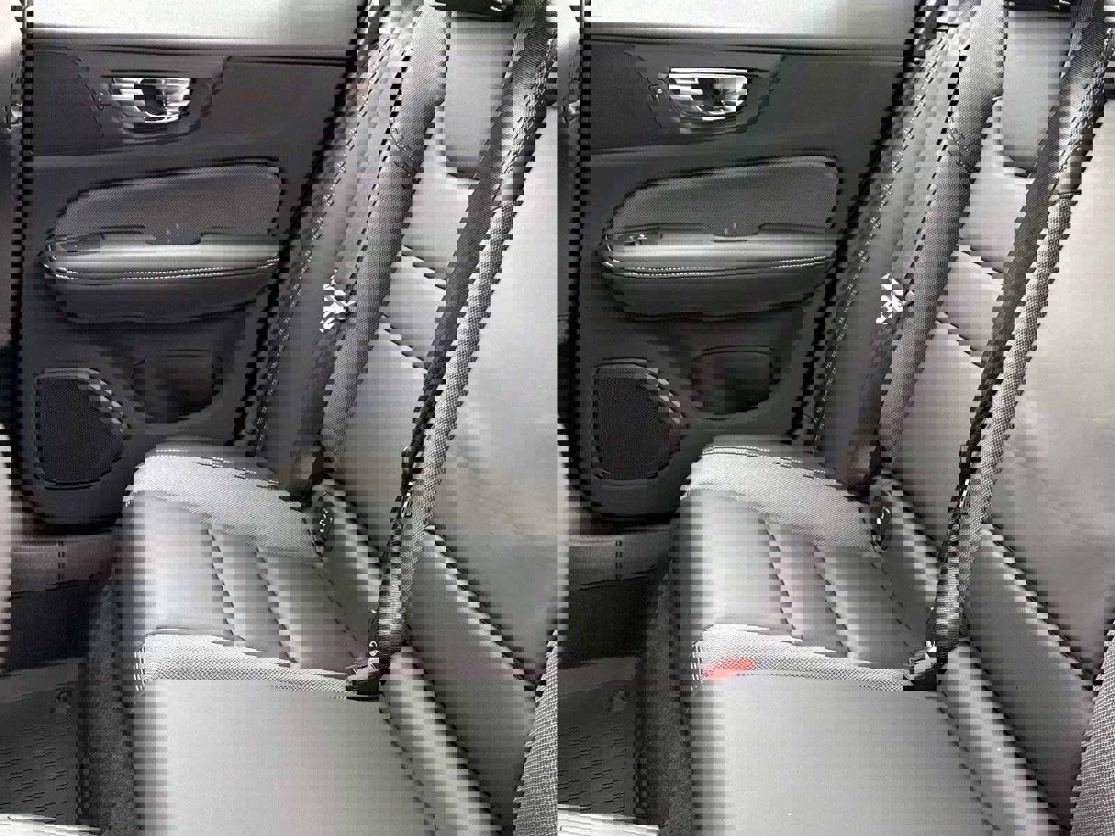 Certified 2024 Volvo S60 T8 Ultimate image 13