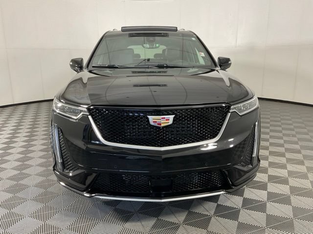 Used 2024 Cadillac XT6 Sport w/ Platinum Package AWD/4WD image 2