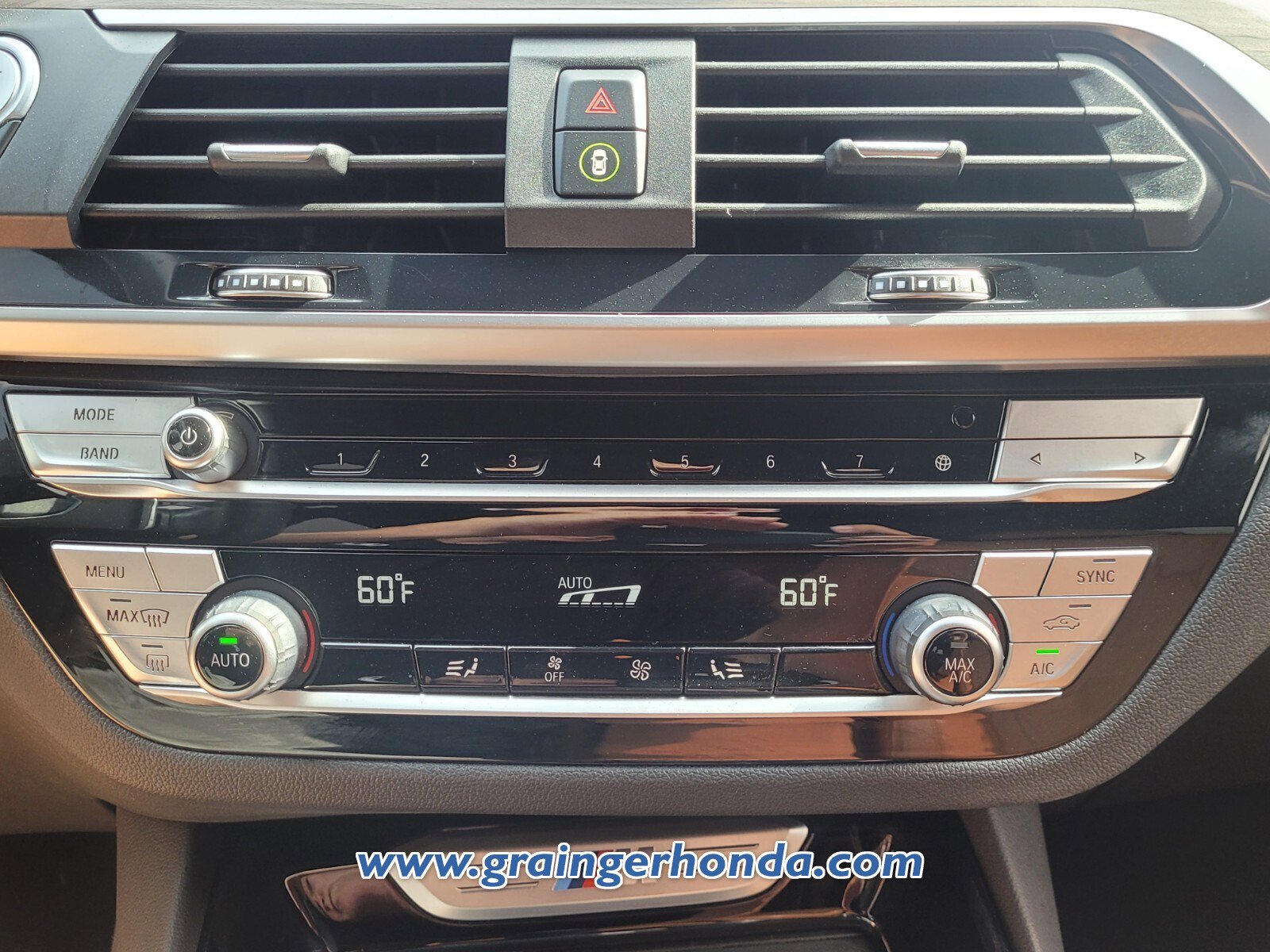 Used 2021 BMW X3 M40i w/ Parking Assistance Package image 17