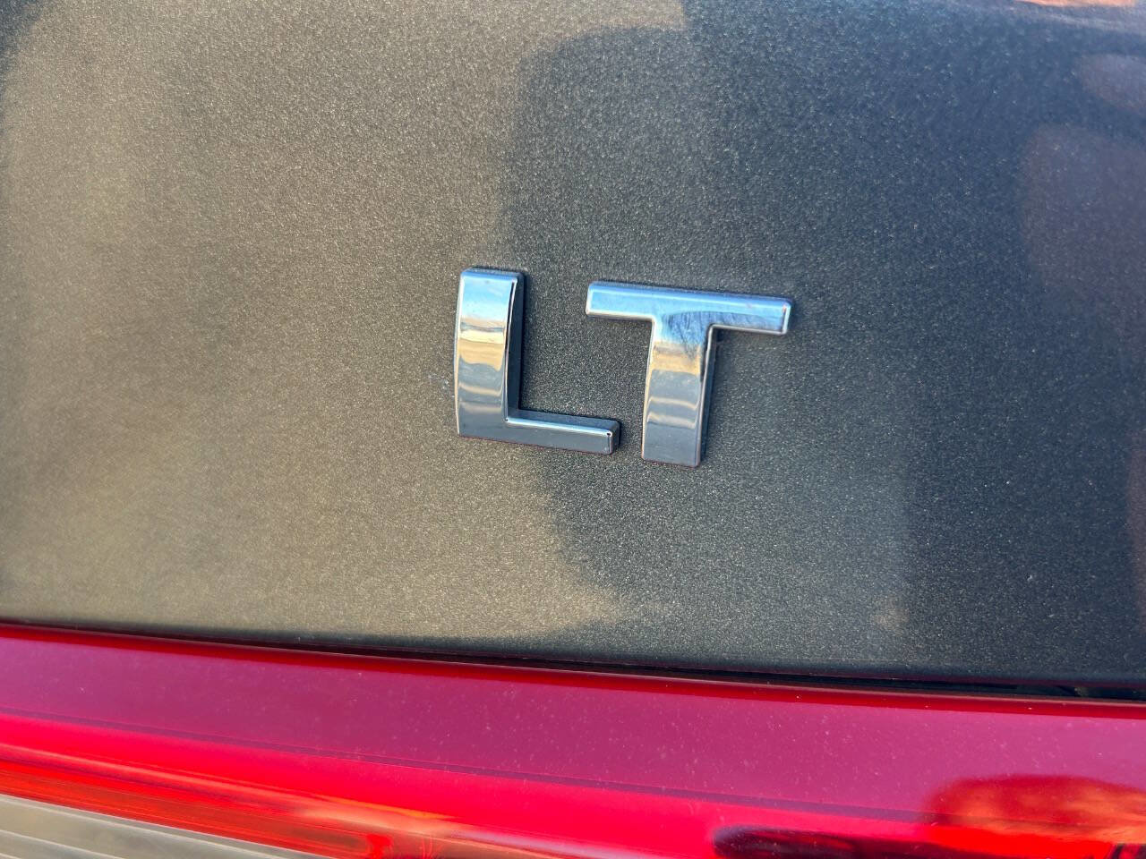 Used 2017 Chevrolet Malibu LT image 13