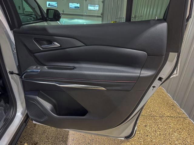 Used 2024 Chevrolet Traverse Z71 image 29