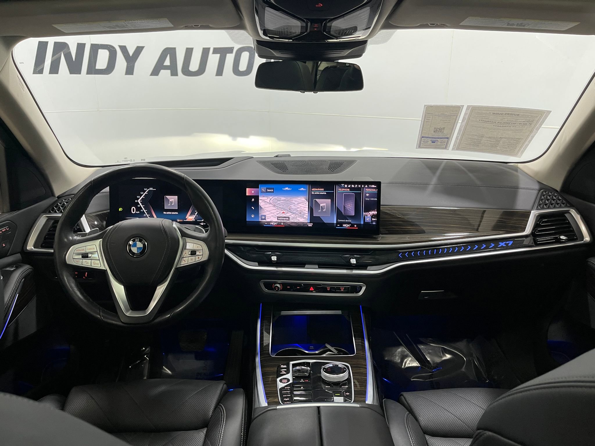 Used 2023 BMW X7 xDrive40i w/ Parking Assistance Package image 18