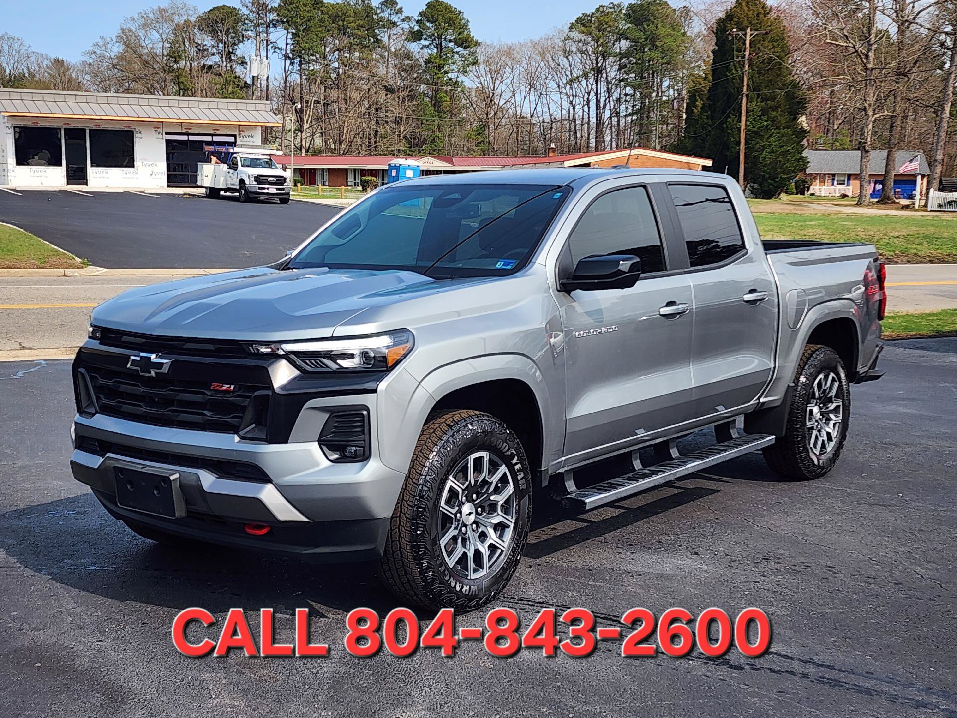 Used 2024 Chevrolet Colorado Z71 w/ Z71 Convenience Package 2 AWD/4WD image 1