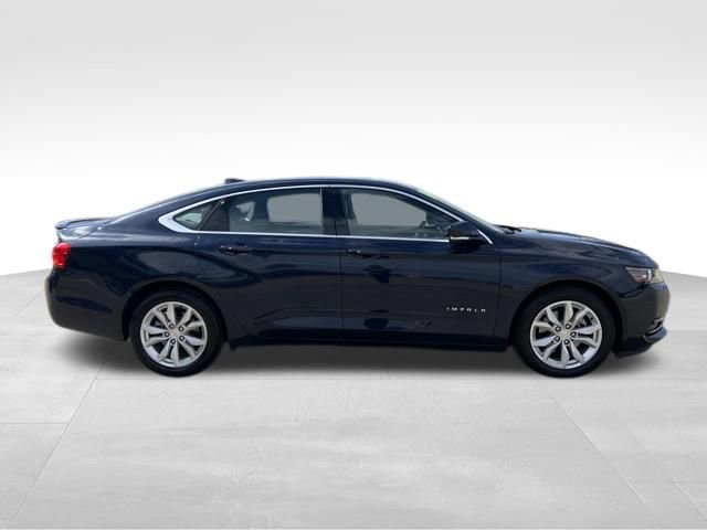 Used 2018 Chevrolet Impala LT w/ Sunroof and Spoiler Package image 7