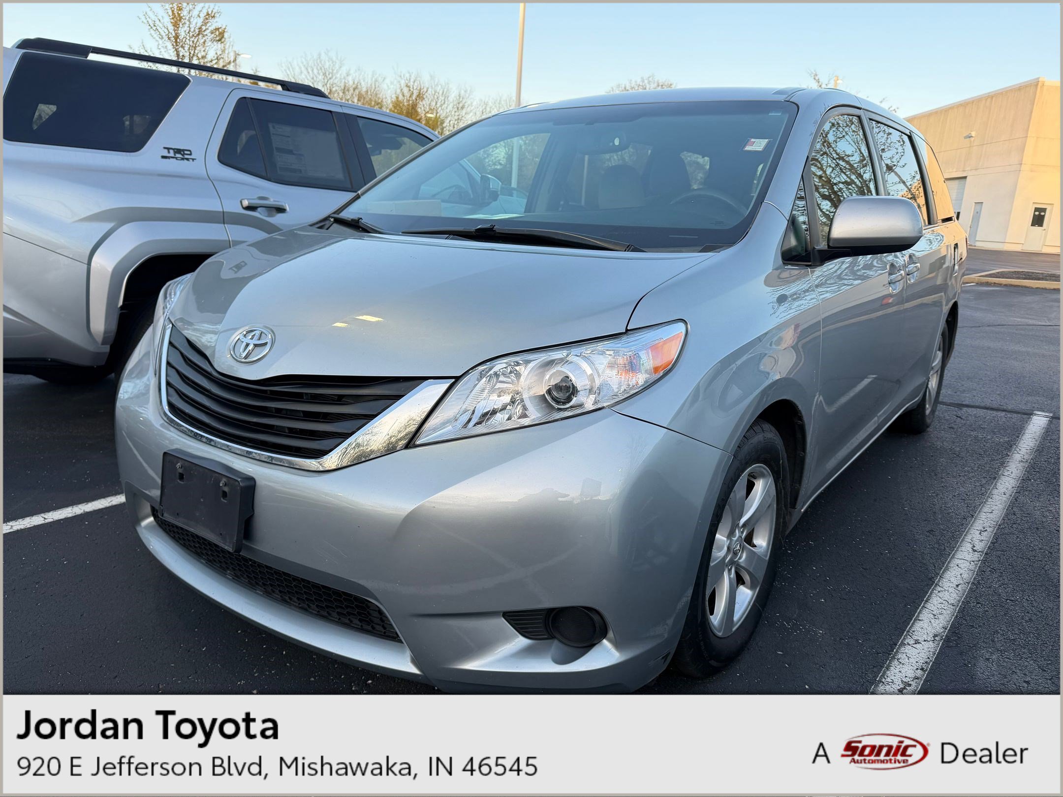 Used 2015 Toyota Sienna LE