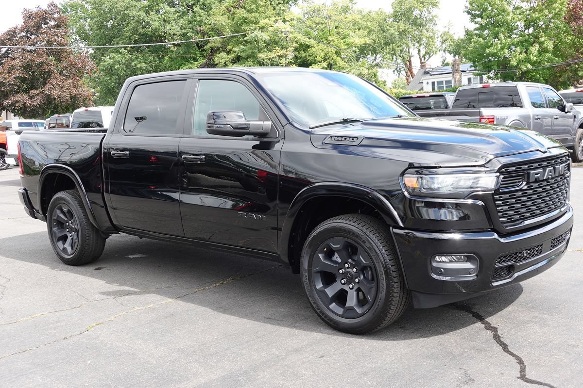 Used 2026 RAM 1500 Big Horn AWD/4WD image 4