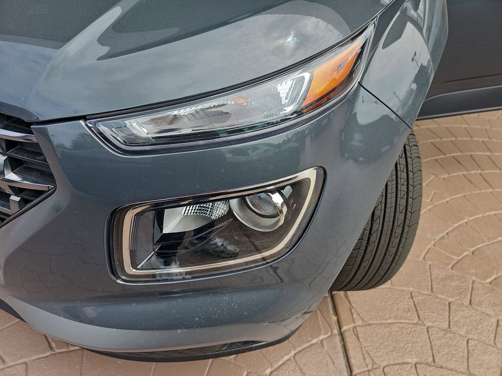 Certified 2026 Hyundai Venue SEL FWD image 33